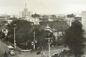 図書館改修前の時計台の写真